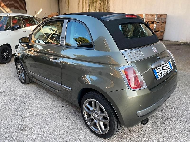 Usata Fiat 500C 95 CV (69 kW) 2011 Verde Cabrio