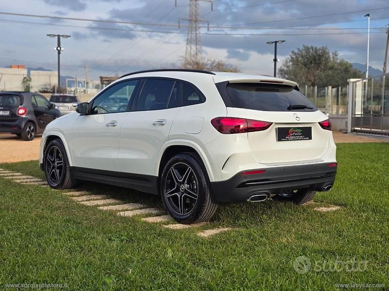 Usata Mercedes GLA200 AMG line 150 CV (110 kW) 2024 Bianco SUV