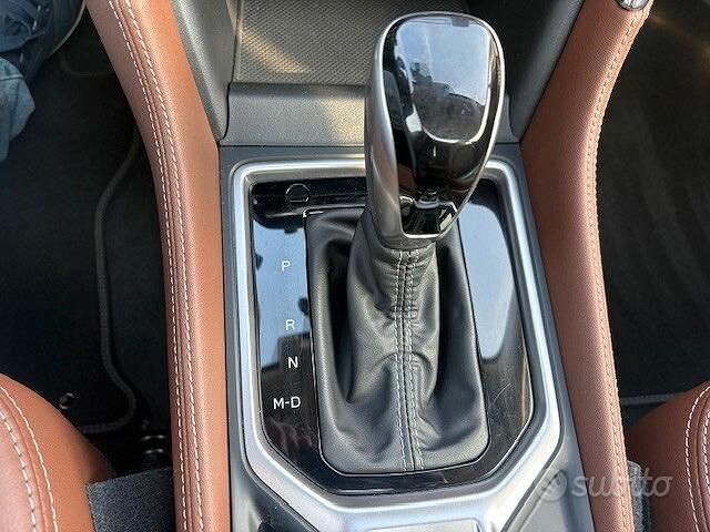 Usata Subaru Forester Premium 150 CV (110 kW) 2022 Grigio SUV