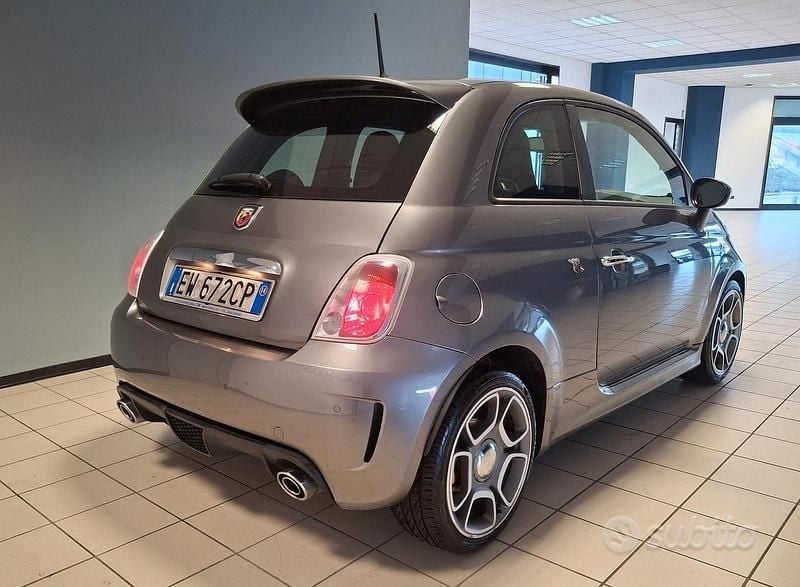 Usata Abarth 500 Custom 135 CV (99 kW) 2014 Grigio Berlina