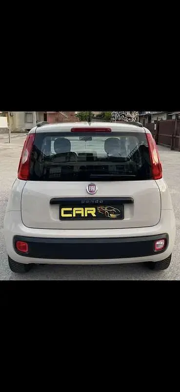 Usata Fiat Panda Lounge 75 CV (55 kW) 2015 Beige Utilitaria