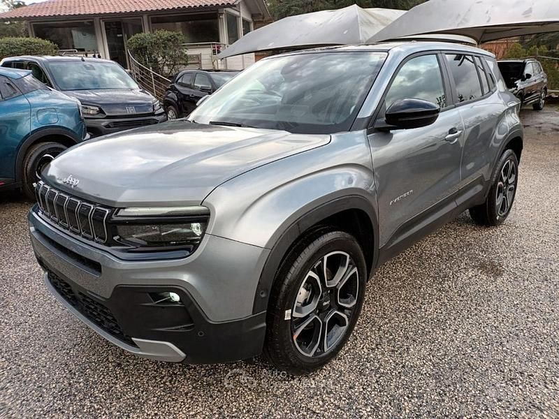 Nuova Jeep Avenger Summit 101 CV (74 kW) 2025 Grigio SUV