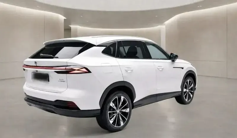 Nuova MG HS Luxury 224 CV (164 kW) 2026 Bianco SUV