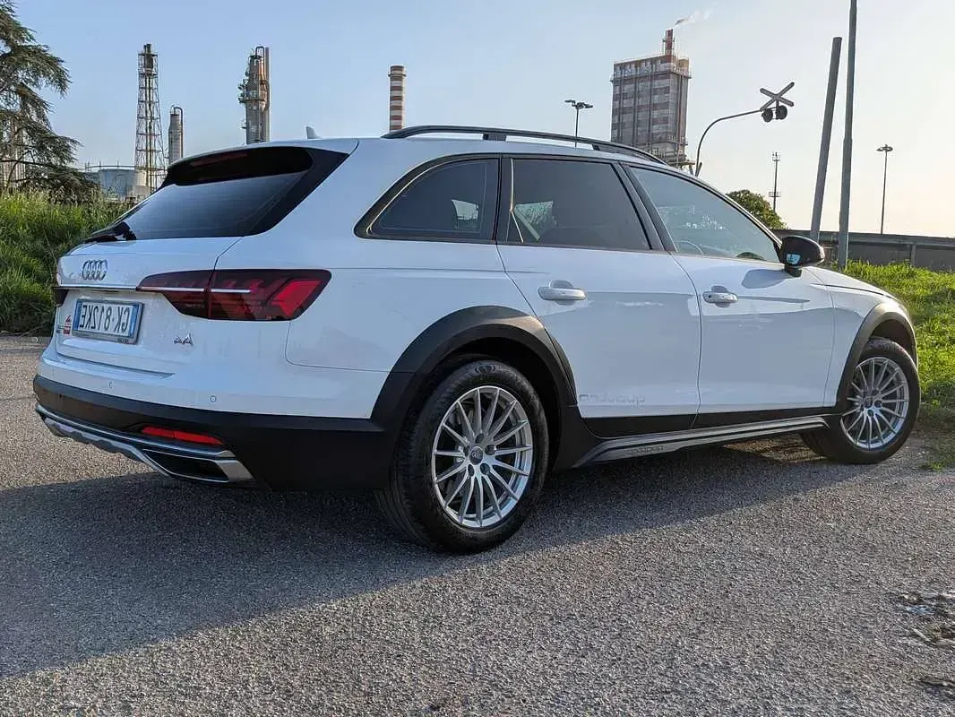 Usata Audi A4 Allroad Business 190 CV (139 kW) 2020 Bianco Station wagon