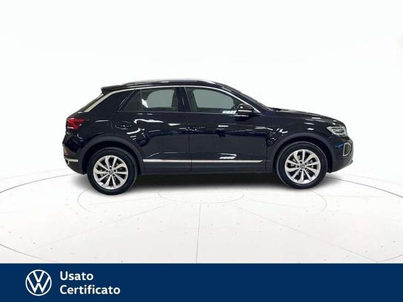 Usata VW T-Roc Style 150 CV (110 kW) 2023 Nero / pastello SUV