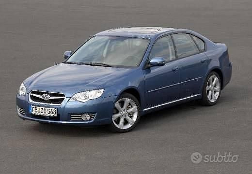 Usata Subaru Legacy 165 CV (121 kW) 2007 Grigio Berlina