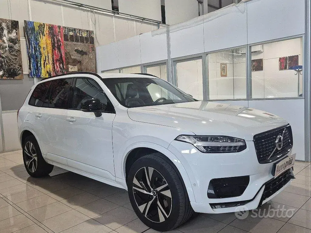 Usata Volvo XC90 R-Design 235 CV (172 kW) 2021 Ceramica SUV