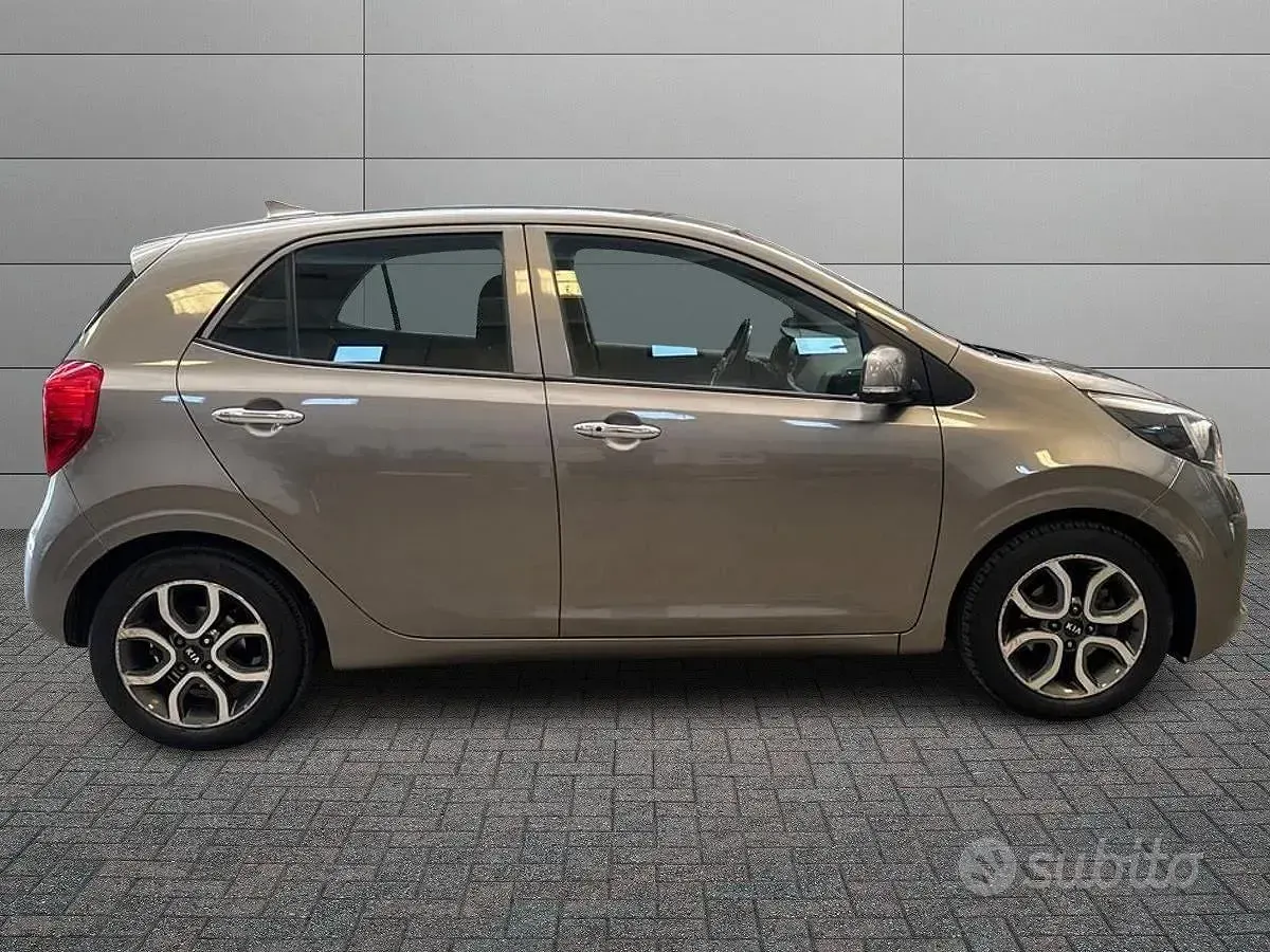 Usata Kia Picanto 65 CV (47 kW) 2019 Grigio Utilitaria