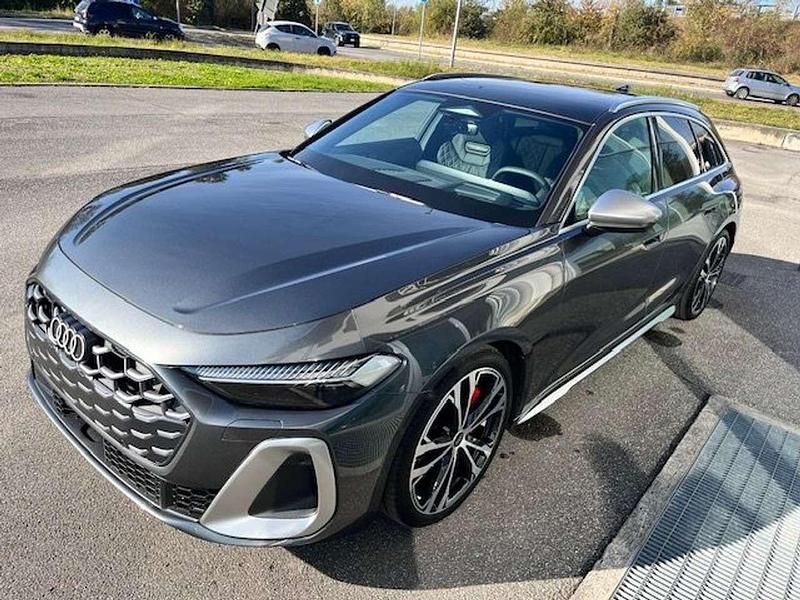 Usata Audi S5 Sport 367 CV (269 kW) 2024 Grigio Station wagon