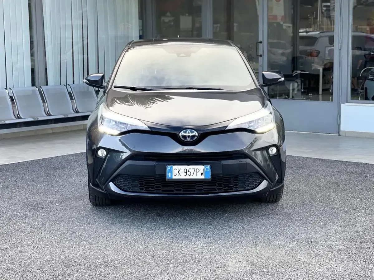 Usata Toyota C-HR+ 98 CV (72 kW) 2022 Grigio SUV