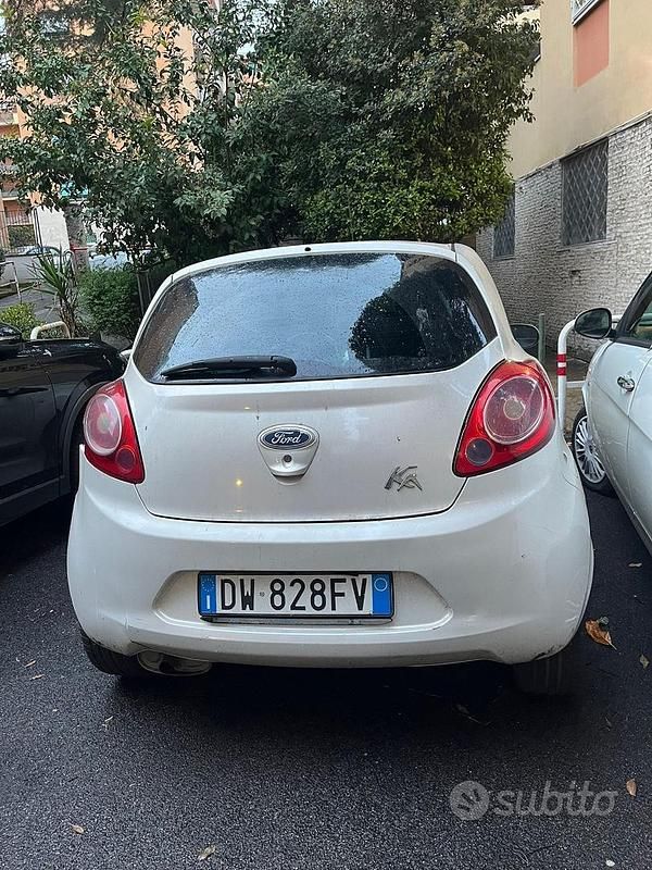 Usata Ford Ka 69 CV (50 kW) 2009 Bianco Utilitaria