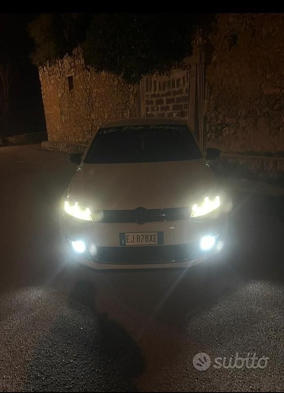 Usata VW Polo 90 CV (66 kW) 2011 Bianco Utilitaria