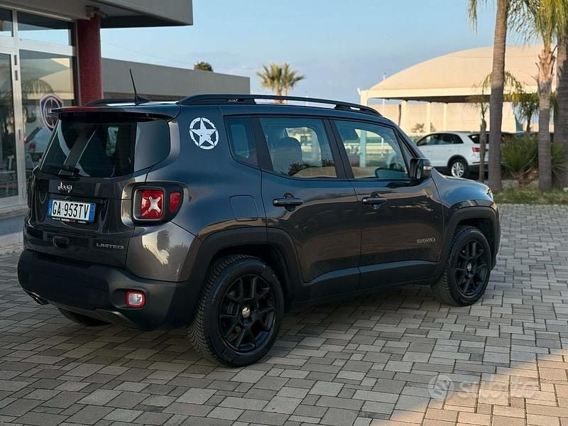 Occasion Jeep Renegade Limited 120 ch (88 kW) 2020 Gris SUV