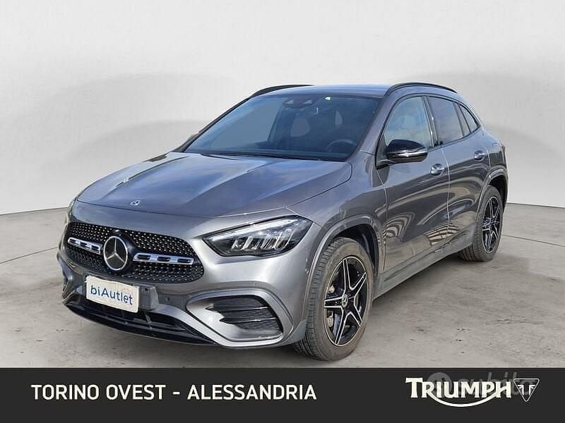 Antracite Usata 2023 Mercedes GLA250 AMG Line Premium Plus SUV | 41.000 € (Buon prezzo) - Immagine 1/4