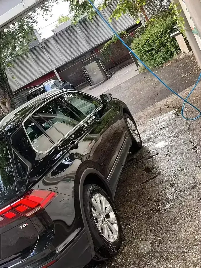 Usata VW Tiguan 116 CV (85 kW) 2017 Nero SUV