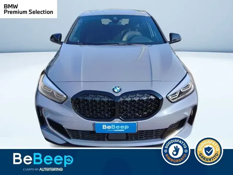 Usata BMW M135 Comfort Edition 306 CV (225 kW) 2022 Grigio metallizzato Utilitaria