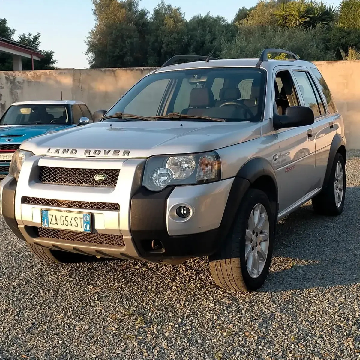 Usata Land Rover Freelander 109 CV (80 kW) 2004 Argento SUV