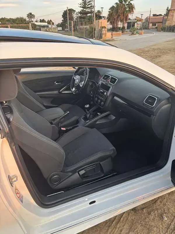 Usata VW Scirocco 200 CV (147 kW) 2009 Bianco Coupé
