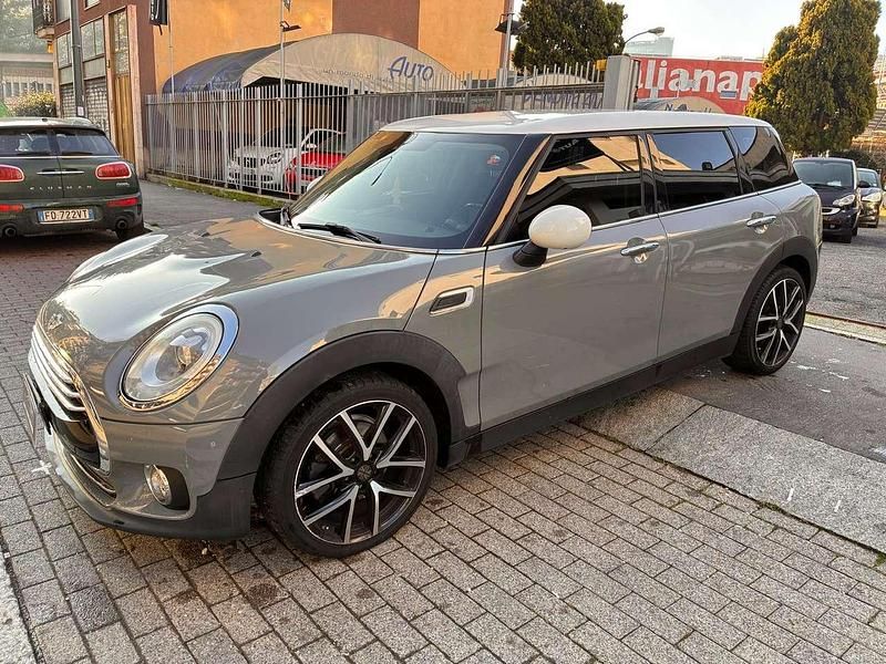 Usata Mini Cooper D Clubman Hype 150 CV (110 kW) 2016 Bi color Station wagon