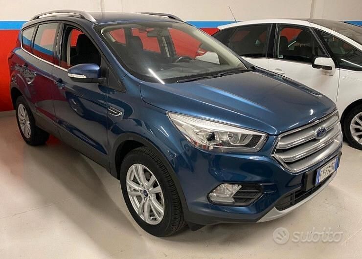 Usata Ford Kuga Business Edition 120 CV (88 kW) 2019 Blu SUV