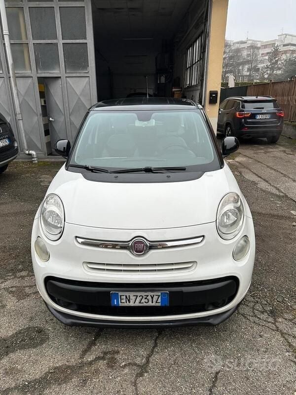 Usata Fiat 500L Pop Star 85 CV (62 kW) 2012 Bianco Monovolume