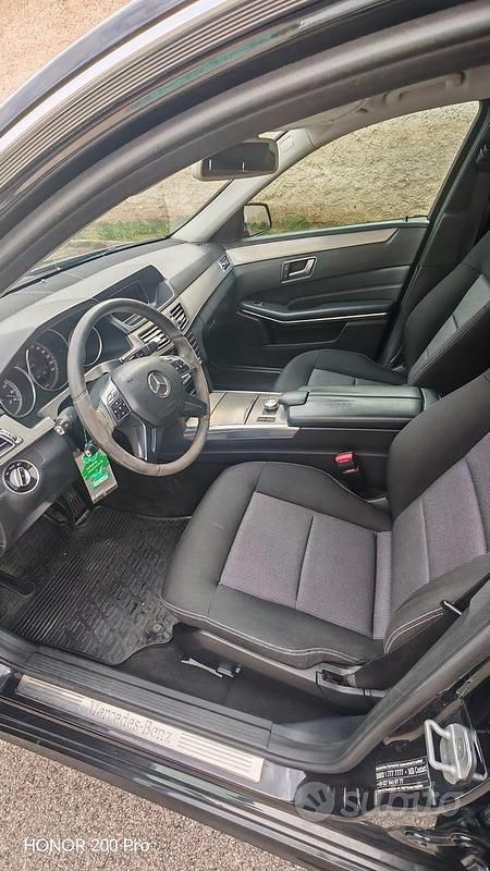 Usata Mercedes E200 2013 Nero Berlina