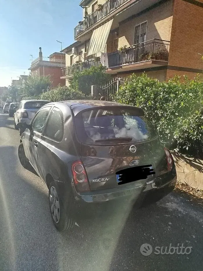 Usata Nissan Micra 2005 Nero Utilitaria