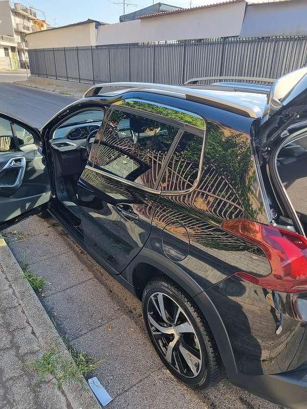 Usata Peugeot 2008 Allure 99 CV (72 kW) 2017 Nero SUV