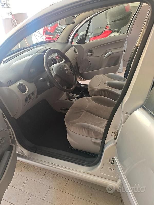 Usata Citroën C3 Exclusive 73 CV (53 kW) 2011 Grigio Berlina