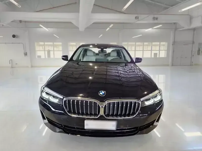 Begagnad BMW 520 Luxury Line 190 HK (139 kW) 2022 Sedan