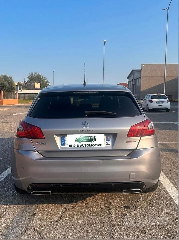 Usata Peugeot 308 GT-line 131 CV (96 kW) 2017 Grigio Utilitaria