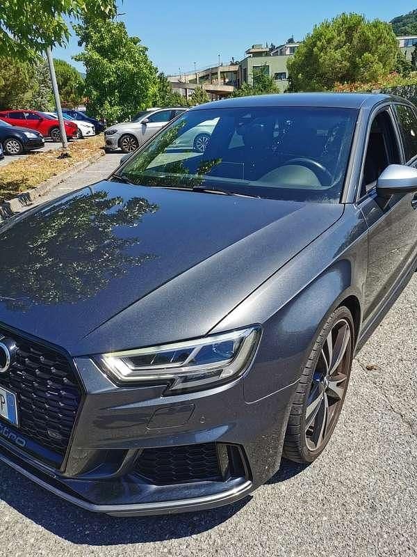 Usata Audi RS3 Ambiente 400 CV (294 kW) 2018 Grigio Berlina