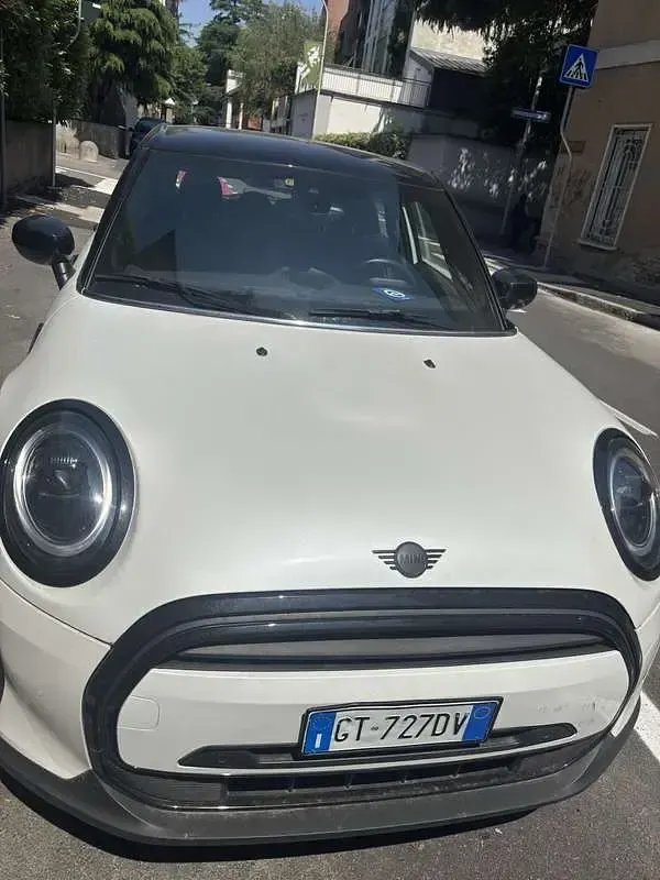 Usata Mini Cooper Classic 136 CV (100 kW) 2024 Utilitaria