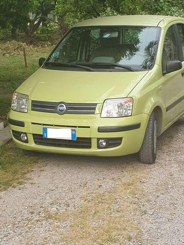 Usata Fiat Panda Dynamic 60 CV (44 kW) 2004 Verde Utilitaria