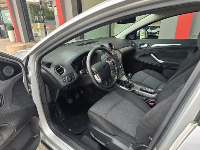 Usata Ford Mondeo 140 CV (102 kW) 2008 Argento Station wagon