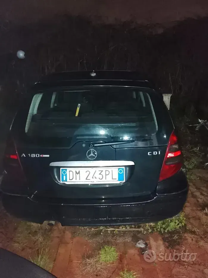 Usata Mercedes A180 109 CV (80 kW) 2004 Nero Berlina