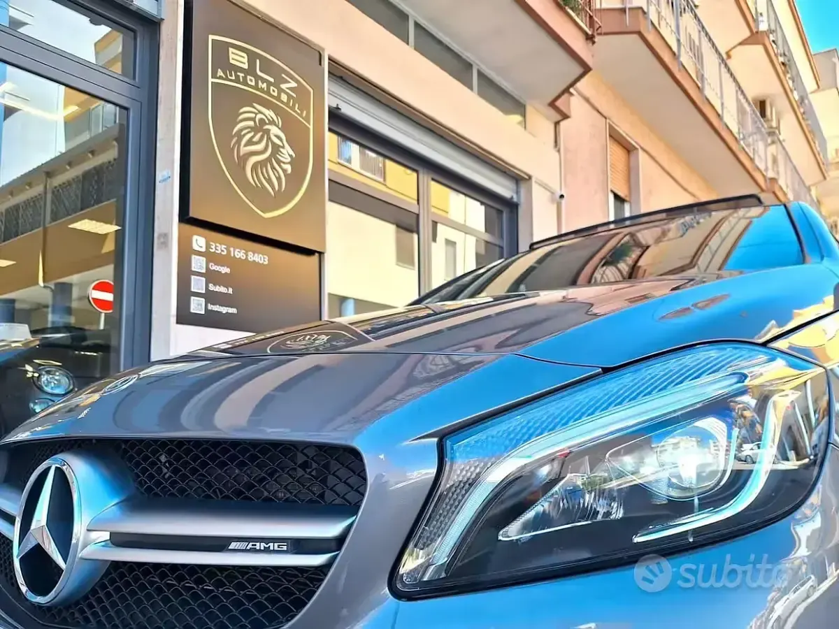 Usata Mercedes A45 AMG AMG 381 CV (280 kW) 2018 Grigio Utilitaria