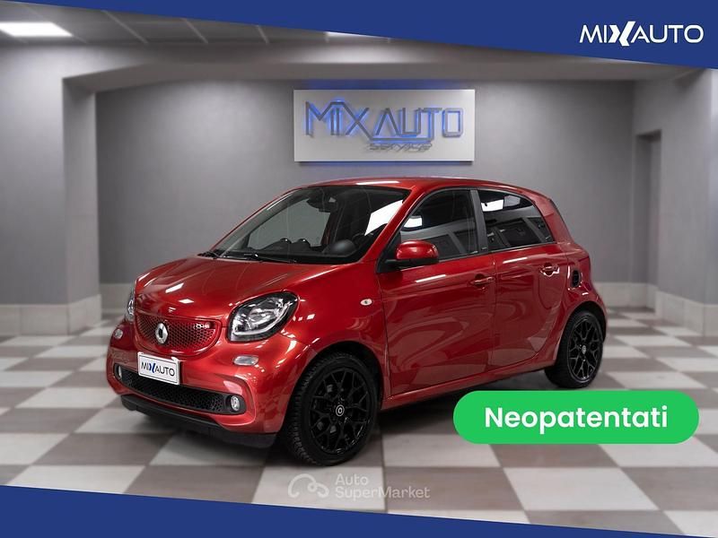 Usata Smart ForFour Passion 71 CV (52 kW) 2017 Rosso Utilitaria