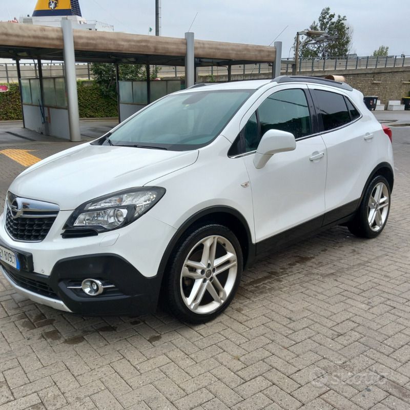Usata Opel Mokka Cosmo 131 CV (96 kW) 2015 Bianco SUV