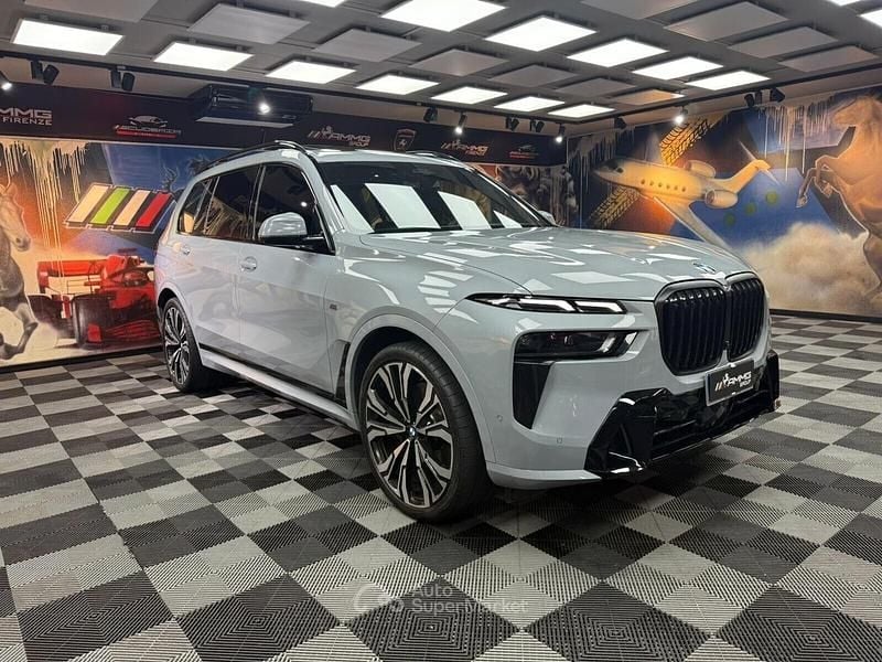 Usata BMW X7 Efficient Dynamics 340 CV (250 kW) 2023 Grigio SUV