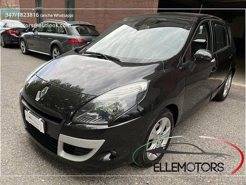 Nero metallizzato Usata 2010 Renault Scénic III Luxe Monovolume | 4499 € (Buon prezzo) - Immagine 1/4