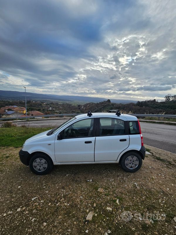 Bianco Usata 2005 Fiat Panda Due volumi | 3500 € (Cara) - Immagine 1/4