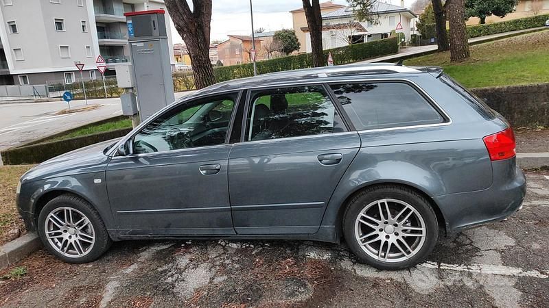 Usata Audi A4 140 CV (102 kW) 2006 Grigio Station wagon