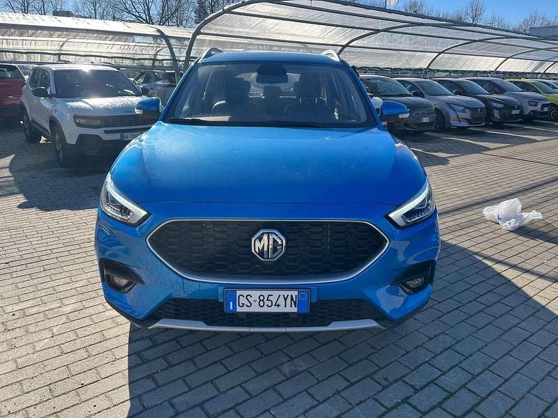 Usata MG ZS Luxury 106 CV (77 kW) 2024 Blu SUV