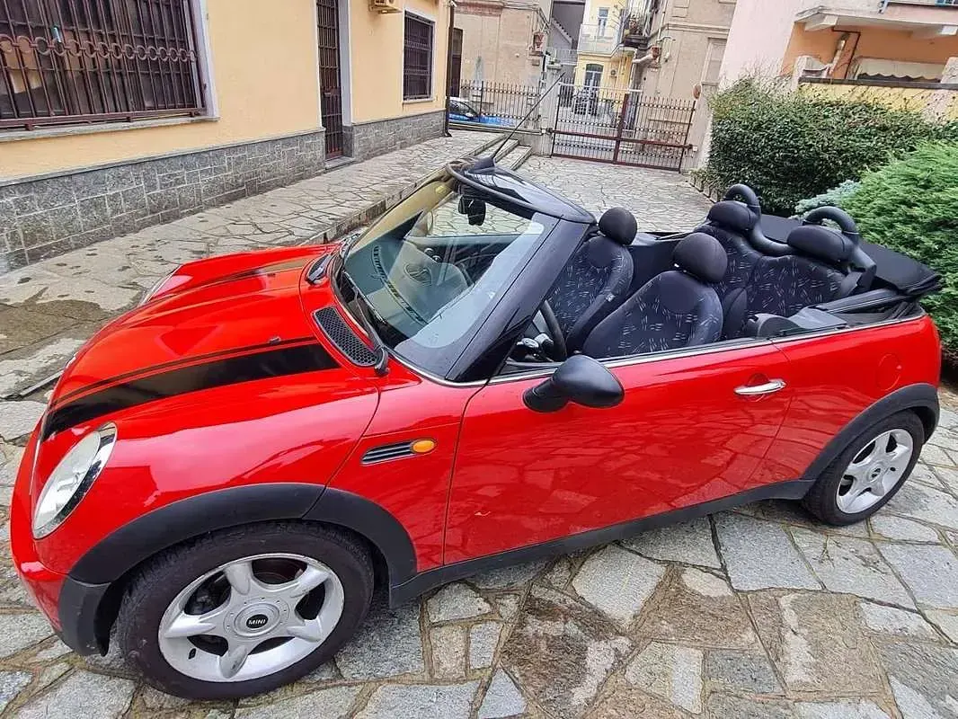 Usata Mini One Cabriolet 90 CV (66 kW) 2006 Rosso Cabrio