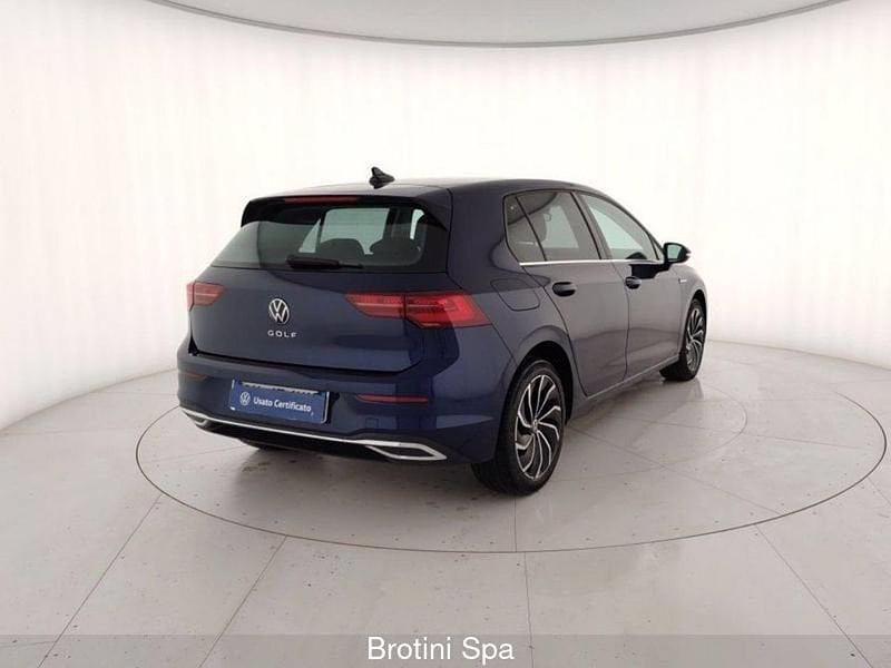 Occasion VW Golf VIII Style 131 ch (96 kW) 2022 Bleue Citadine
