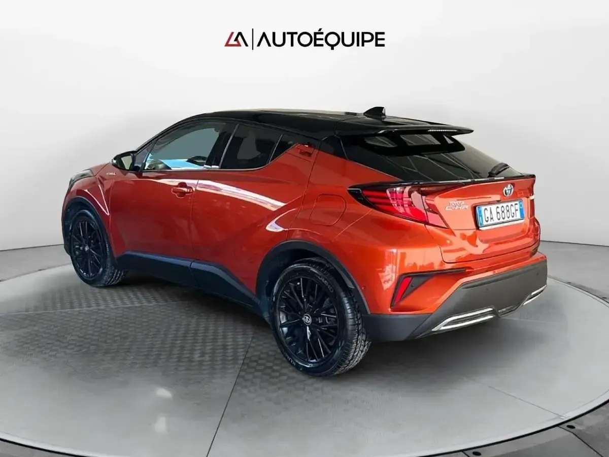 Usata Toyota C-HR 184 CV (135 kW) 2020 Arancione SUV