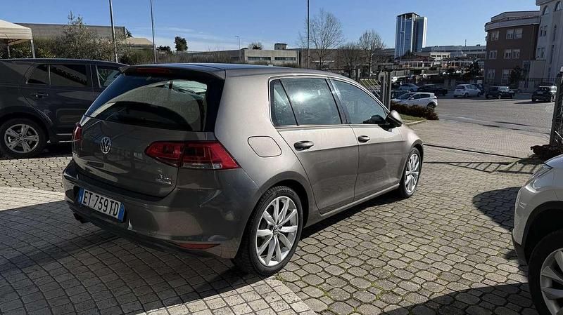 Usata VW Golf VII Highline 122 CV (89 kW) 2014 Grigio Berlina