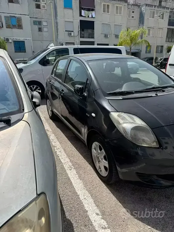 Usata Toyota Yaris 90 CV (66 kW) 2007 Utilitaria