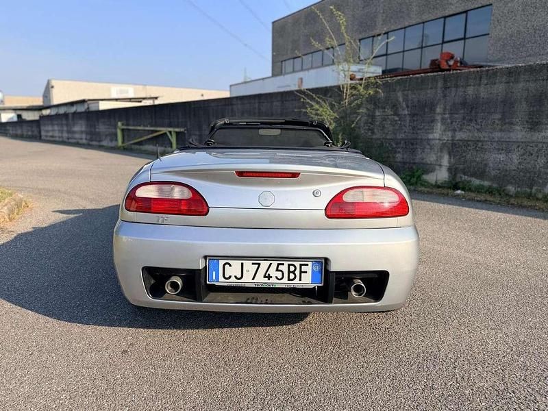 Usata MG TF 116 CV (85 kW) 2003 Argento Cabrio